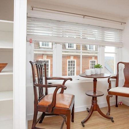 1 Perfectly Located Stylish, Comfortable Apartment Sidmouth Exterior photo