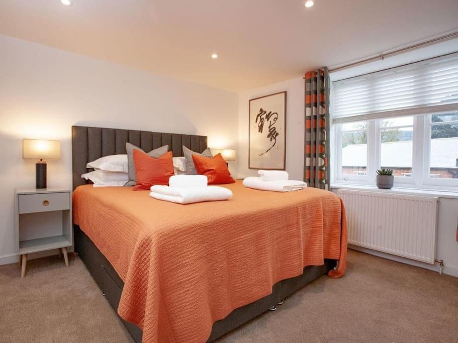 1 Perfectly Located Stylish, Comfortable Apartment Sidmouth Exterior photo